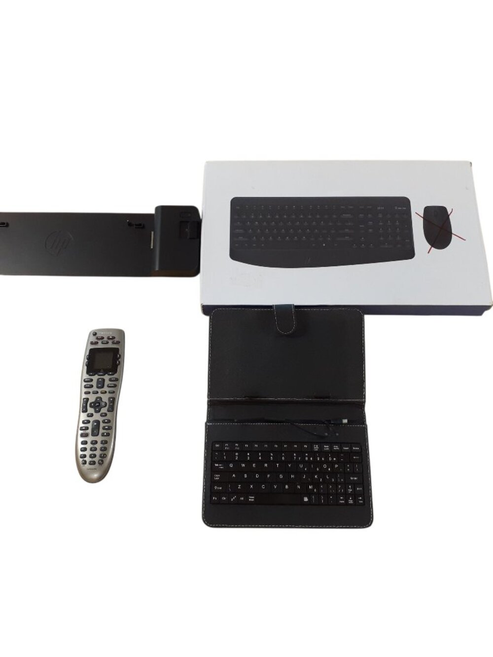 Lot of 4 Electronics HP 2013 UltraSlim Dock Harmony 650 Remote Keyboards